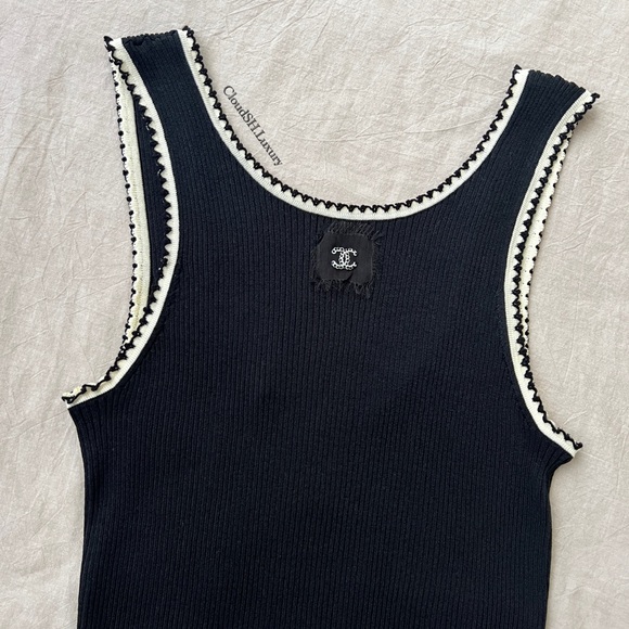Auth Chanel Classic CC Logo Black Knit Tank Top - Size 42 - Picture 2 of 13